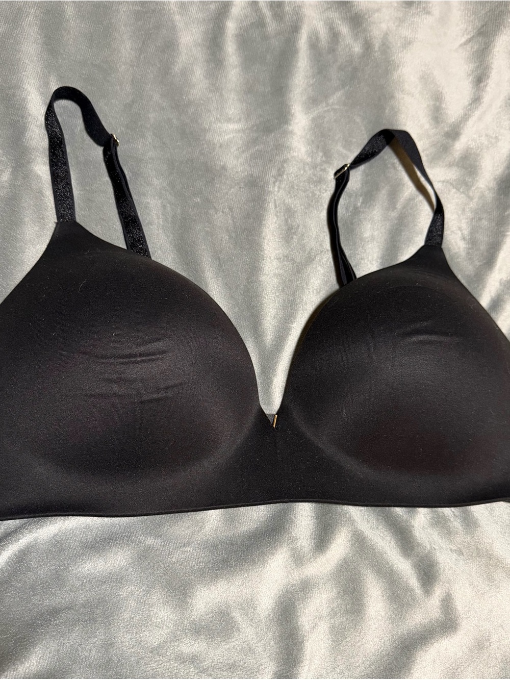 LOVE CLOUD
Wireless Push-Up Bra